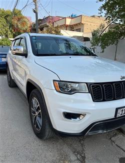 جيب جراند شيروكي